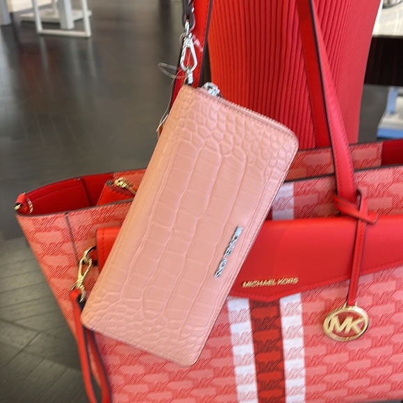 Michael Kors Large Jet Set Travel Continental Wristlet Phone Holder Case Wallet - Picture 15 of 16